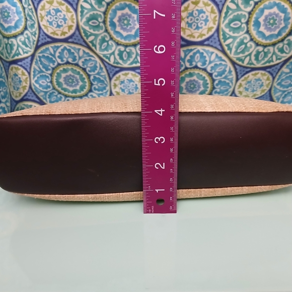 Etienne Aigner Tan and Brown Straw Shoulder Bag - Picture 4 of 9